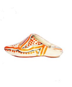 Oriental shoe