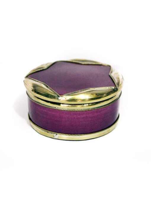 Boîte accessoires en maillechort La poterie - Mini boîte ronde, décorée en maillechort, fabriquée à la main selon le rituel ancien.