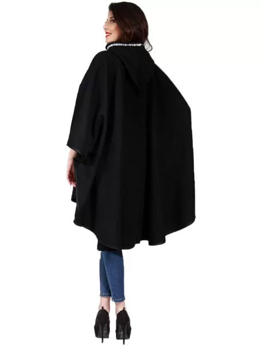Selham Maroc Le prêt-à-porter - Casquette noire "Selham" en mlifa réalisée avec du fil d'or argenté