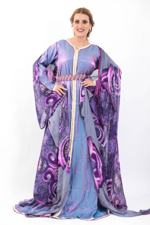 Caftan Caftan - Haute couture kaftan with a pretty silk satin fabric and printed musslin. Worked with a simple Sfifa and Aakads