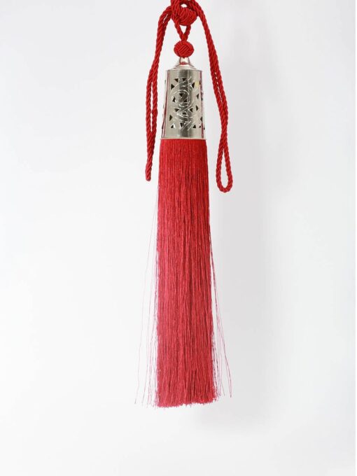 Embrasse de rideau Sabra - Embrasse de rideau en fil de soie, décorée avec de l'argent gravé ou découpé