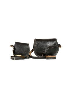 Set of two leather handbags Leather - A beautiful leather set, the 2 bags are in a round shape which gives them a great design.E