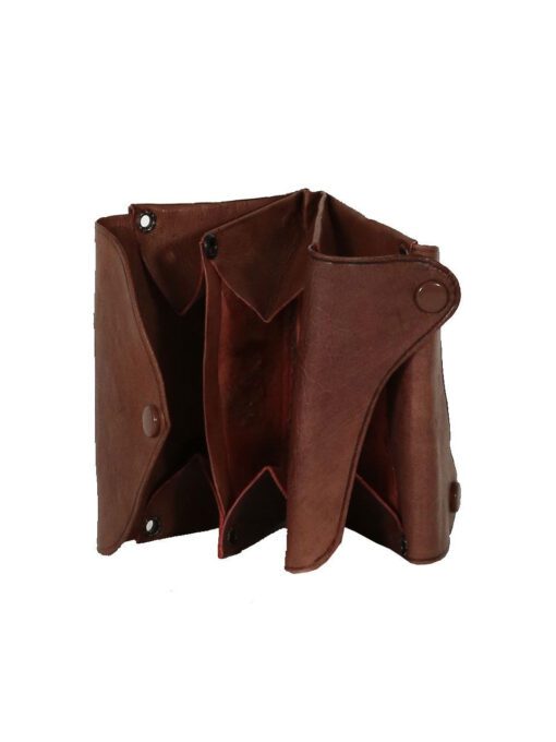 Leather clutch bag brown