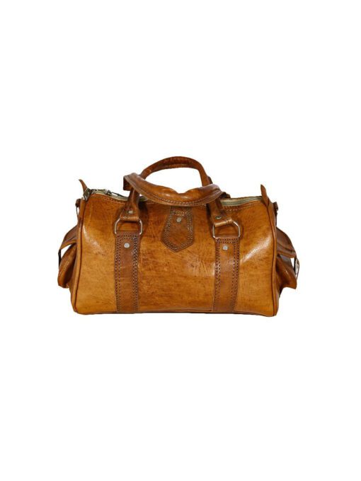 Travel bag in leather
