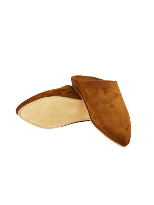 Pointed suede babouche