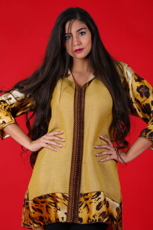 Yellow shirt with printed sleeves with brown and yellow sfifa